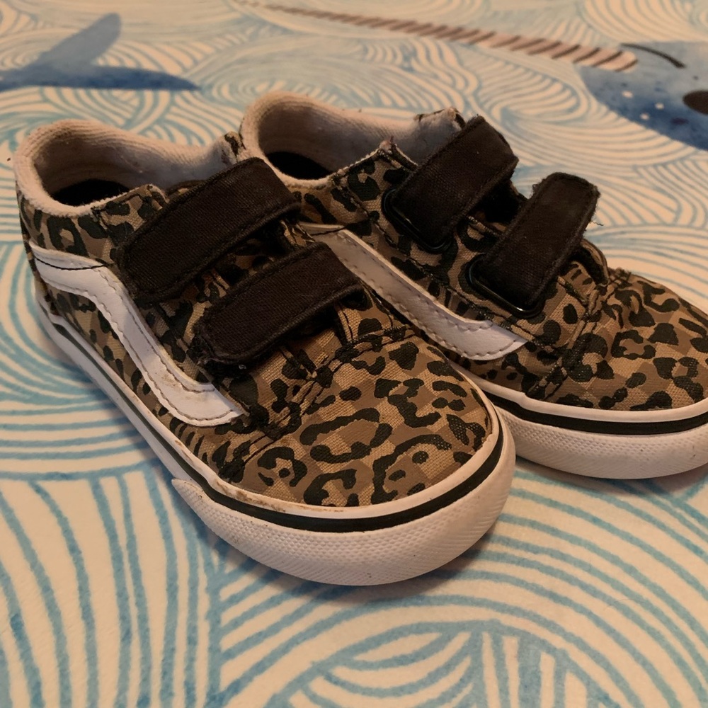 Toddler Girls Leopard Vans!